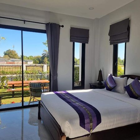 Baan Dalah Buriram Villa Buitenkant foto